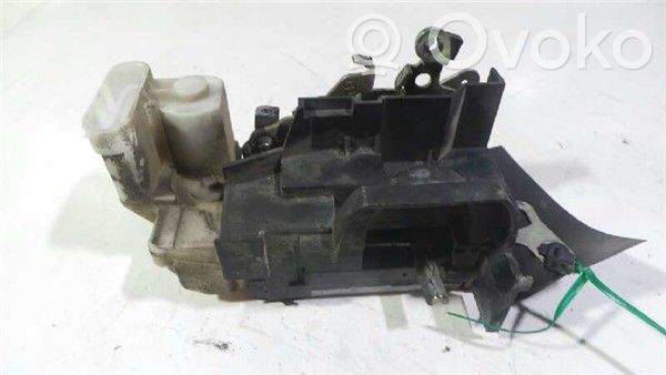 Fiat Punto (188) Priekšpusē slēdzene 