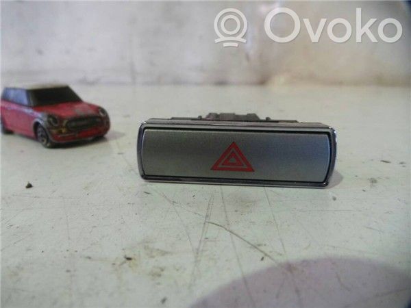Ford Mondeo MK IV Botón interruptor de luz de peligro 