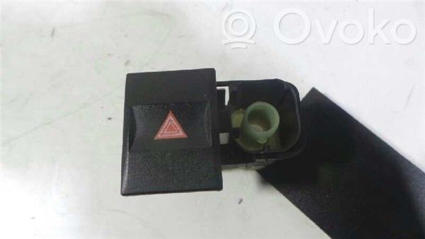 Ford Mondeo Mk III Botón interruptor de luz de peligro 