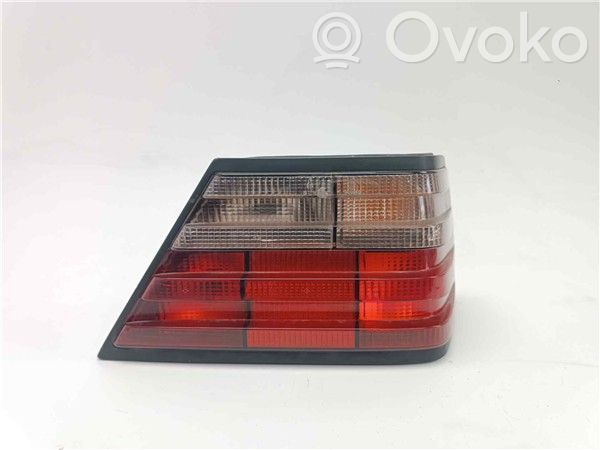 Mercedes-Benz E W124 Bec lampă spate 
