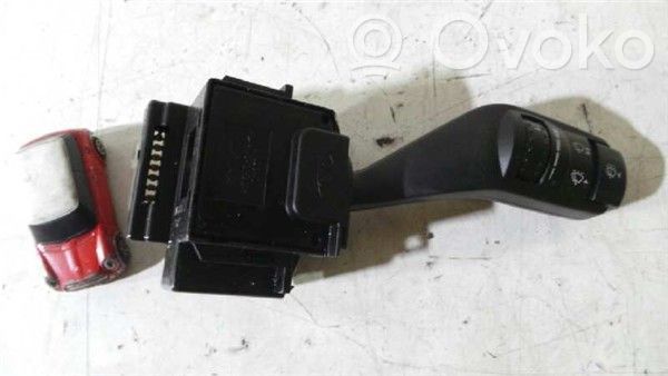 Interruptor del limpiaparabrisas   4M5T17A553BD