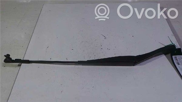 Opel Astra H Brazo del limpiaparabrisas delantero 