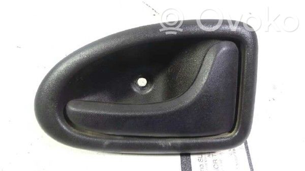 Renault Clio II Manecilla interna puerta trasera 