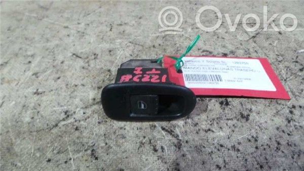 Seat Toledo II (1M) Electric window control switch 
