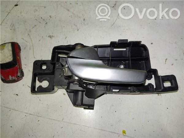 Ford Mondeo MK IV Manecilla interna puerta delantera 