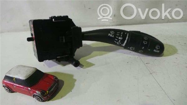 Wiper switch   13PINES,934201H200