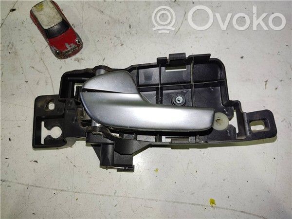 Ford Mondeo MK IV Manecilla interna puerta trasera 