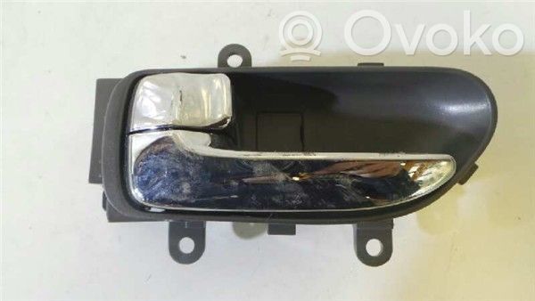 Nissan X-Trail T31 Manecilla interna puerta trasera 