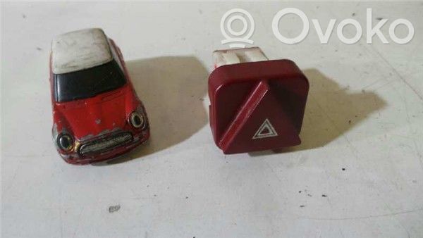 Peugeot 407 Botón interruptor de luz de peligro 