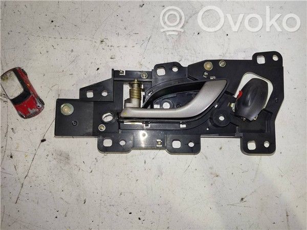 Honda Civic Front door interior handle 