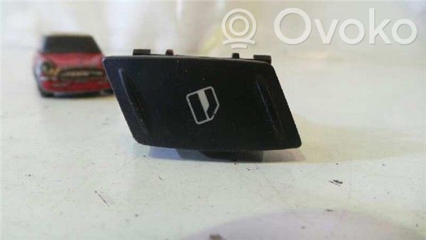 Skoda Octavia Mk2 (1Z) Interruptor del elevalunas eléctrico 