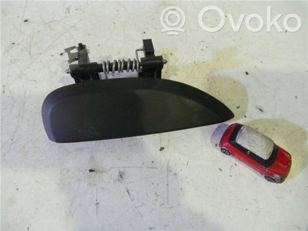 Dacia Sandero Manecilla externa puerta delantera 