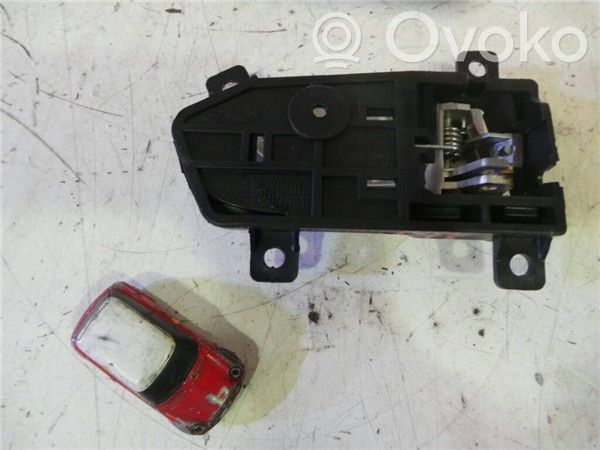 KIA Sportage Iekšējais atvēršanas rokturītis 