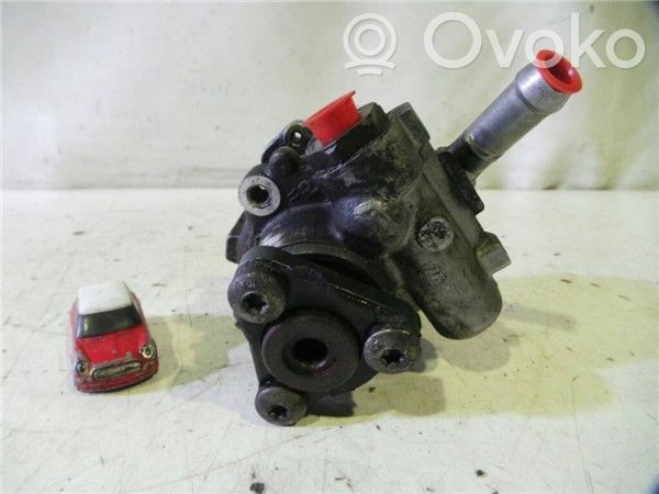 BMW 1 E81 E87 Ohjaustehostimen pumppu 