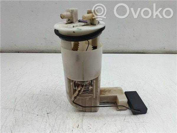 Citroen Saxo Polttoainesäiliön pumppu 