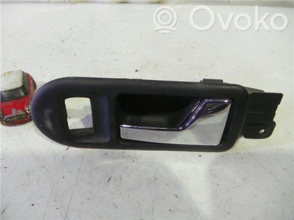 Volkswagen Golf V Priekinė atidarymo rankenėlė vidinė 