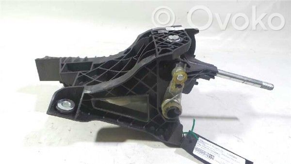 Pavarų perjungimo traukė   H9FB,6C1R7C453RC