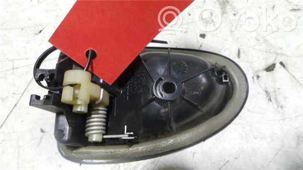 Renault Clio II Manecilla interna puerta delantera 