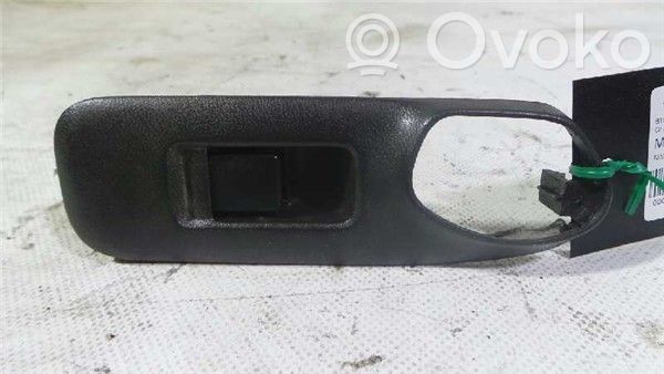 Nissan Primera Interruptor del elevalunas eléctrico 