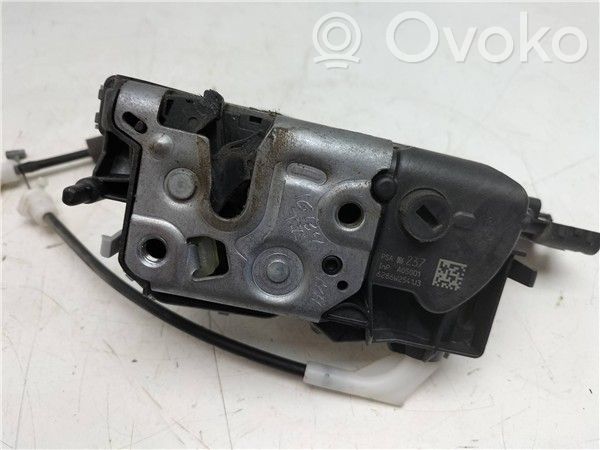 Peugeot 3008 I Rear door lock 