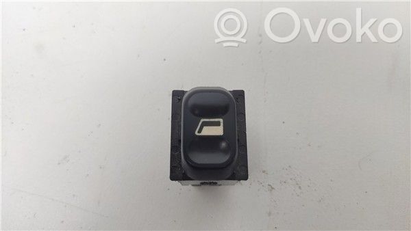 Citroen Berlingo Electric window control switch 