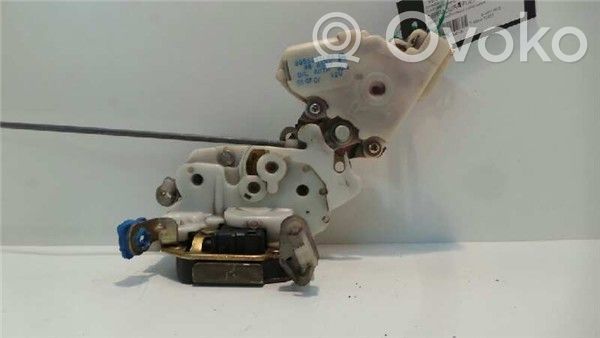 Nissan Terrano Zamek drzwi przednich 