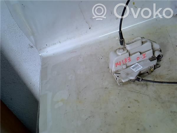 Citroen C3 Priekšpusē slēdzene 
