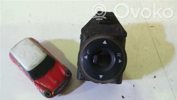 Wing mirror switch   10PINES,457480