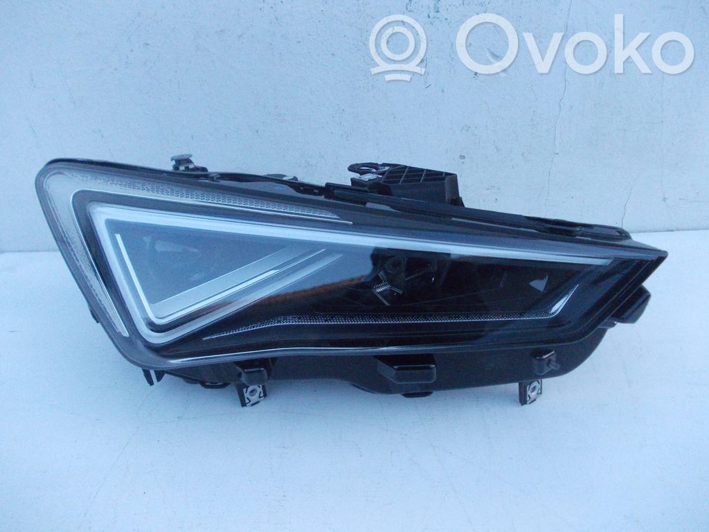 Seat Leon IV Lampa przednia 