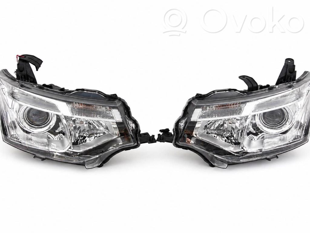 Mitsubishi Outlander Scheinwerfer 