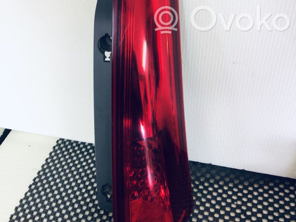 Rear/tail lights   92404