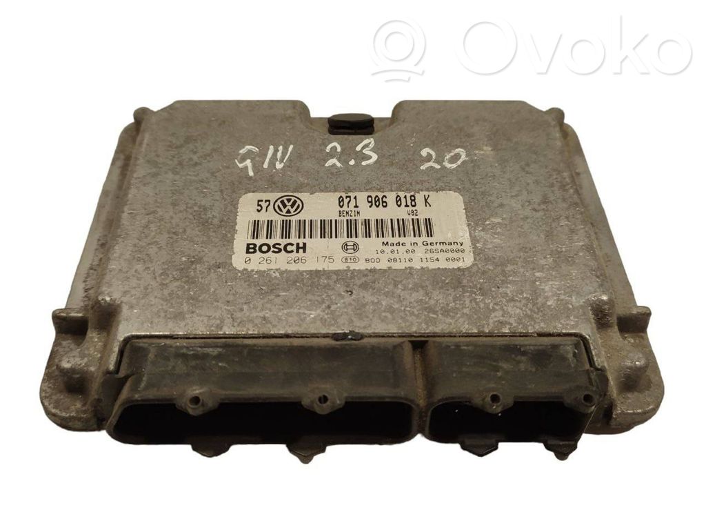 Volkswagen Golf IV Engine control unit/module 