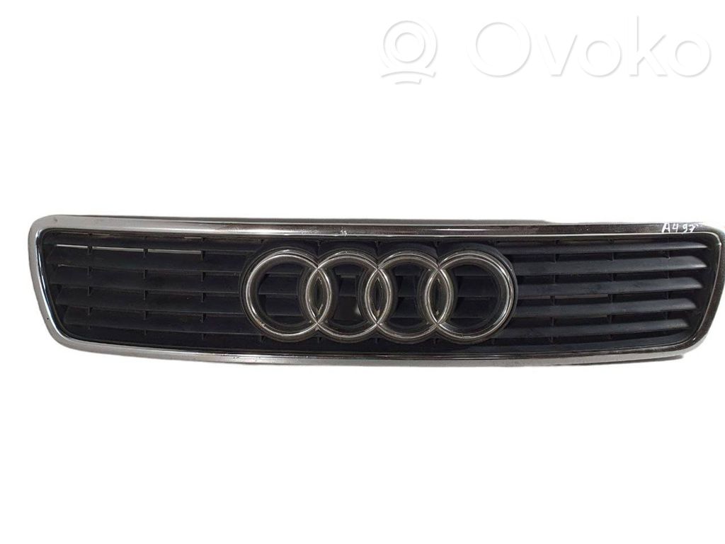 Audi A4 S4 B6 8E 8H Atrapa chłodnicy / Grill 