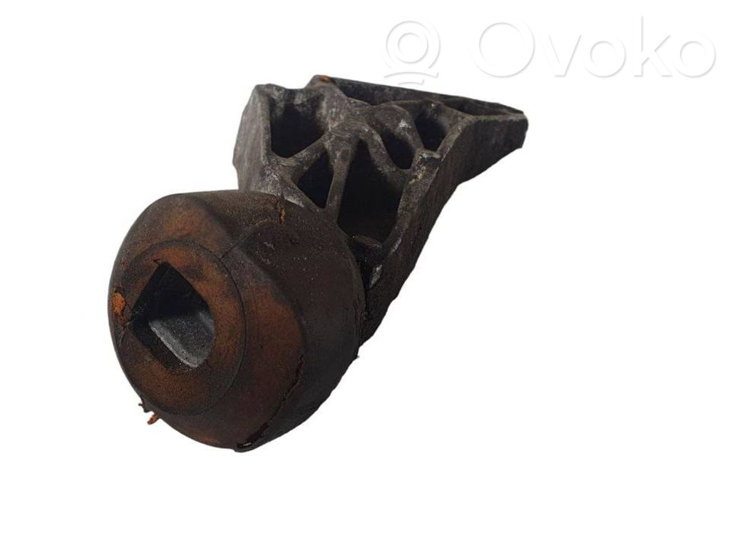 Engine mounting bracket   4F0199343K