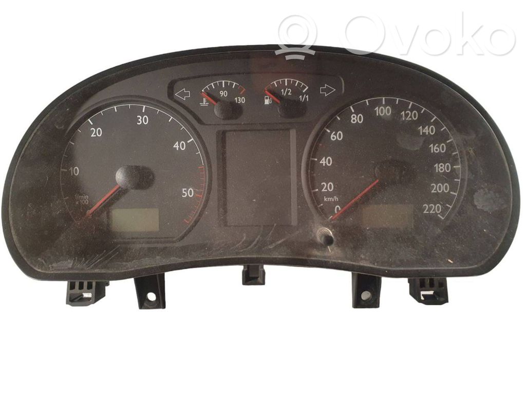 Volkswagen Polo Velocímetro (tablero de instrumentos) 