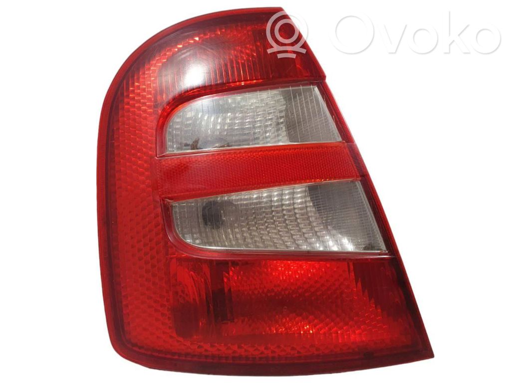 Skoda Fabia Mk1 (6Y) Luz trasera/de freno 