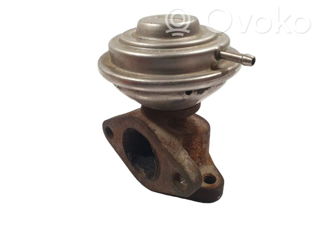 Audi A6 S6 C4 4A Válvula EGR 