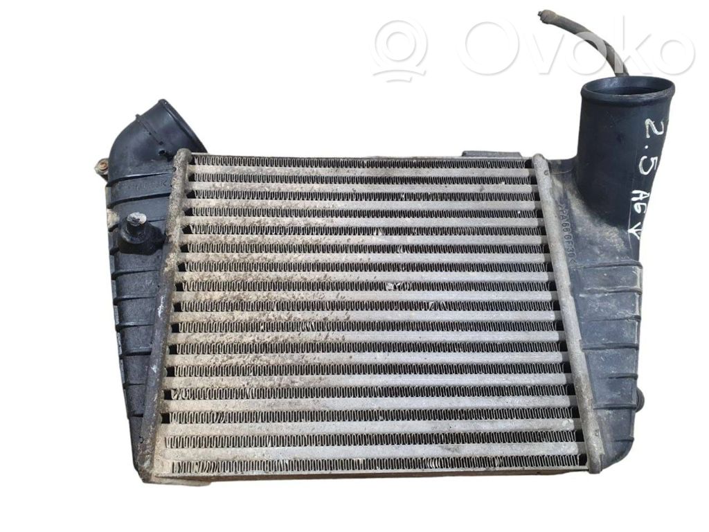 Audi A6 S6 C4 4A Interkūlerio radiatorius 