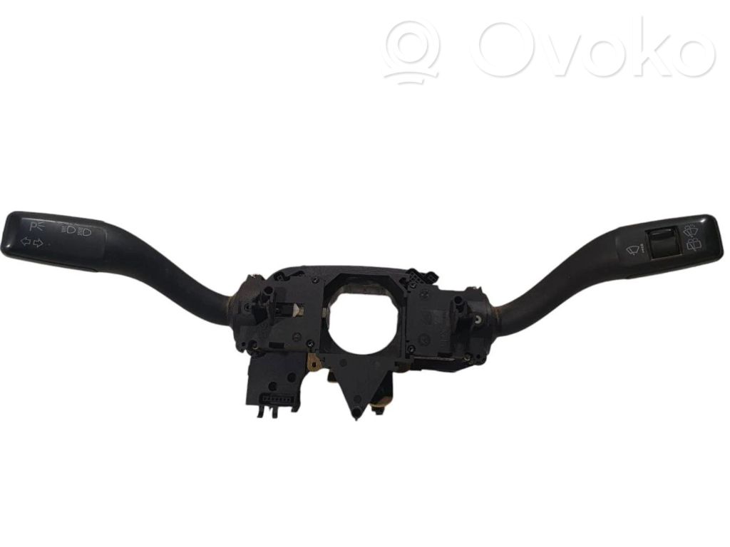 Audi A4 S4 B6 8E 8H Interruptor/palanca de limpiador de luz de giro 