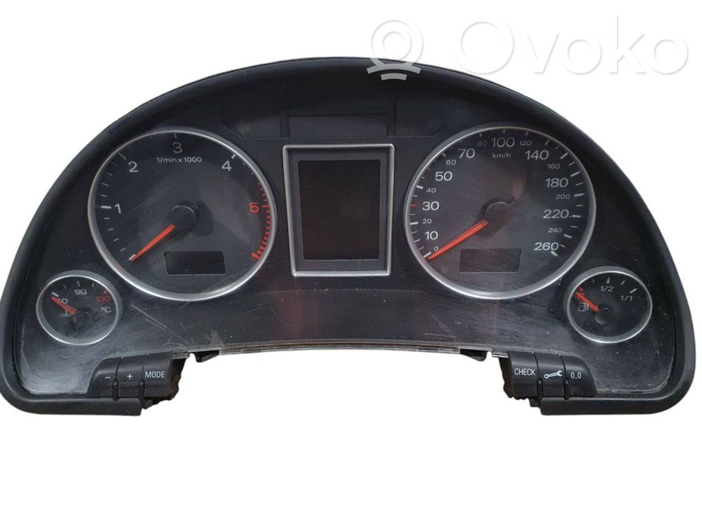 Audi A4 S4 B7 8E 8H Licznik / Prędkościomierz 