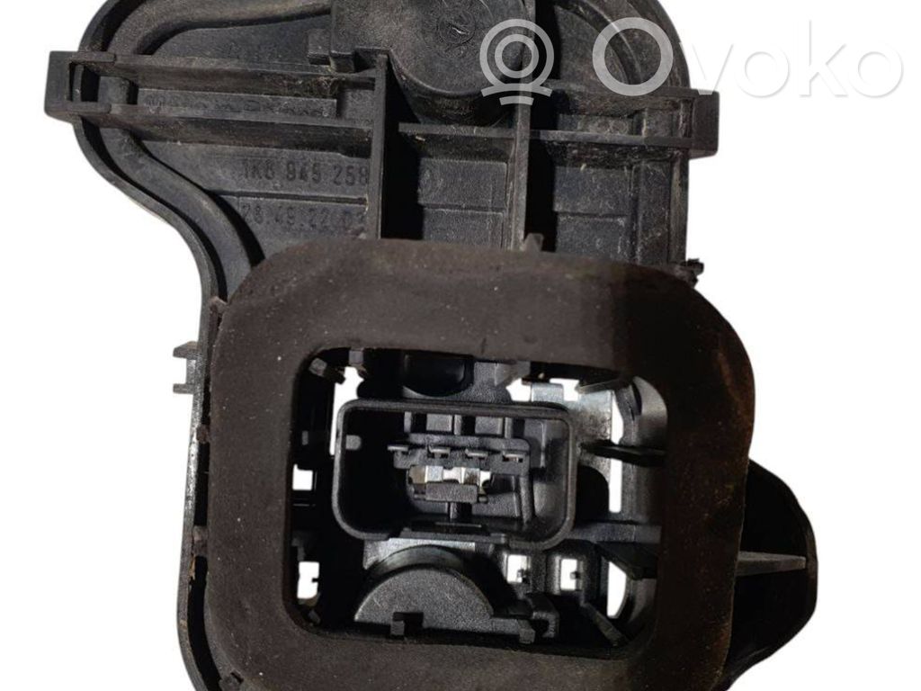 Volkswagen Golf V Wkład lampy tylnej 