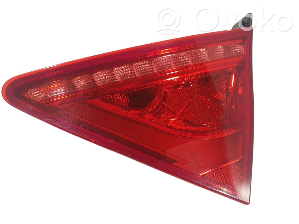 Audi A7 S7 4G Lampy tylnej klapy bagażnika 