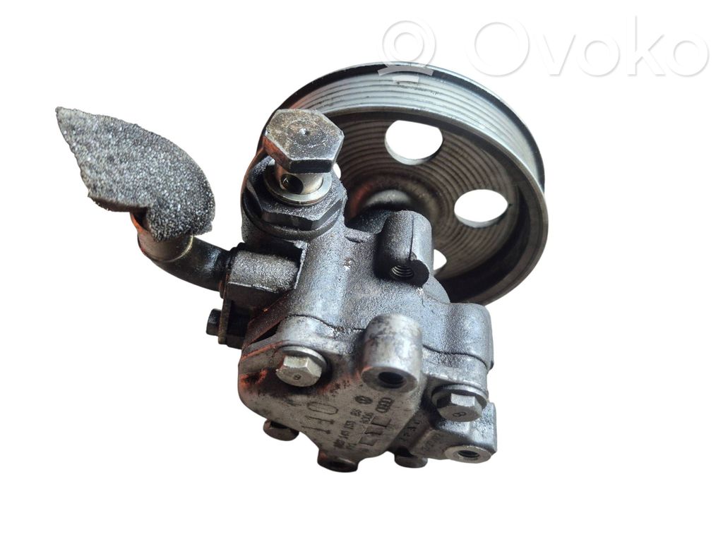 Audi A4 S4 B6 8E 8H Pompa wspomagania 