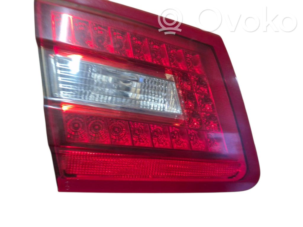 Mercedes-Benz E W212 Lampy tylnej klapy bagażnika 