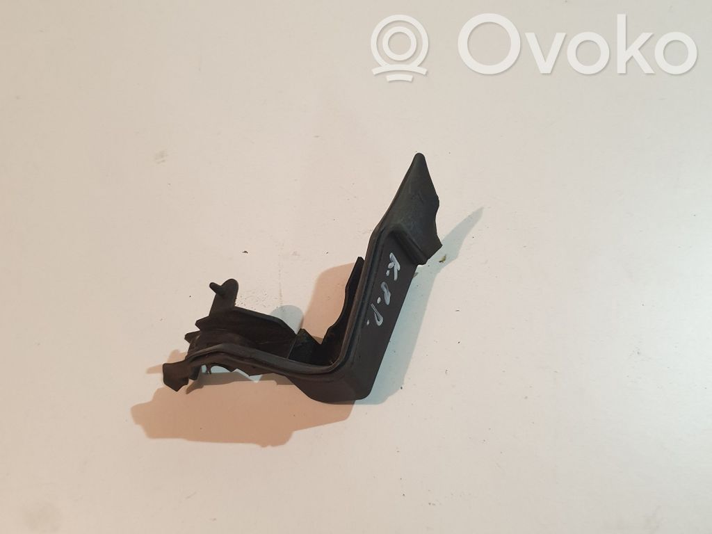 BMW 1 E81 E87 Engine compartment rubber 