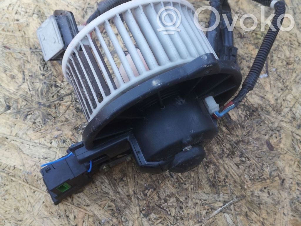 Suzuki Baleno EG Wentylator nawiewu / Dmuchawa 