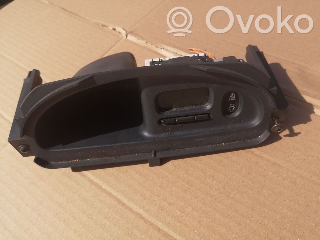 Renault Clio II Monitor / wyświetlacz / ekran 