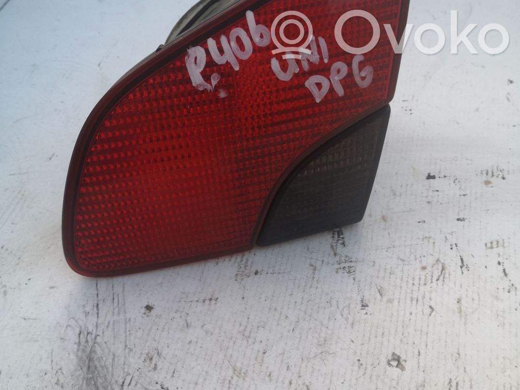 Peugeot 406 Tailgate rear/tail lights 