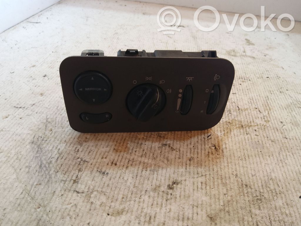 Chrysler Voyager Light switch 