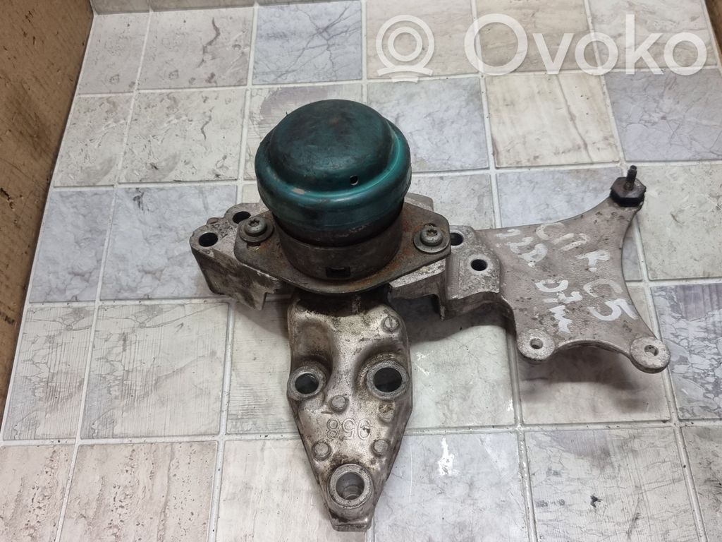 Citroen C5 Engine mount bracket 